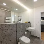 Kip Old Town Modern With Parking & Ac By Easybnb Premium Apartamento
