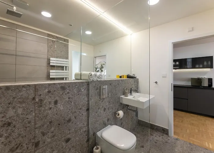 Kip Old Town Modern With Free Parking & Ac Daire