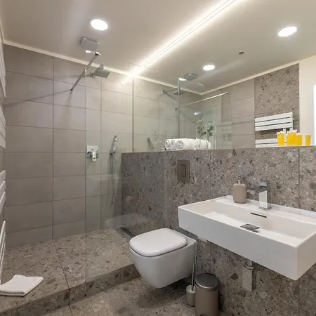 Kip Old Town Modern With Parking & Ac By Easybnb Premium *