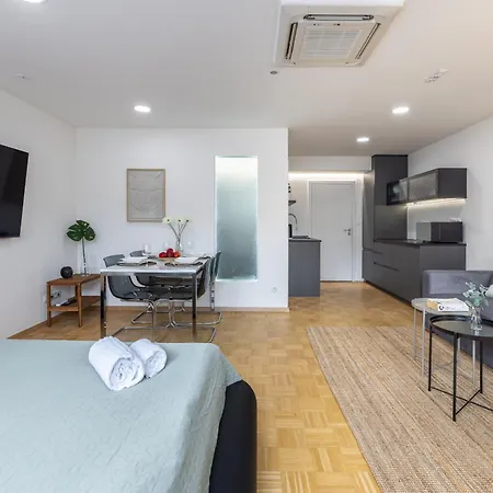 Apartmán Kip Old Town Modern With Free Parking & Ac Praha